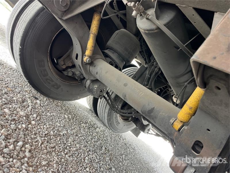 Utility VS2DX 箱體拖車