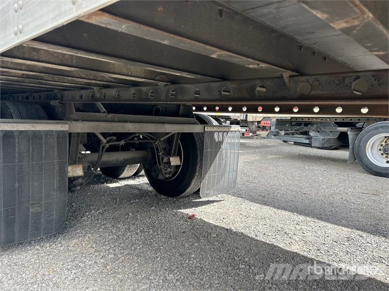 Utility VS2DX 箱體拖車
