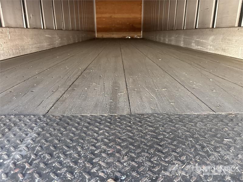 Utility VS2DX Box Trailers