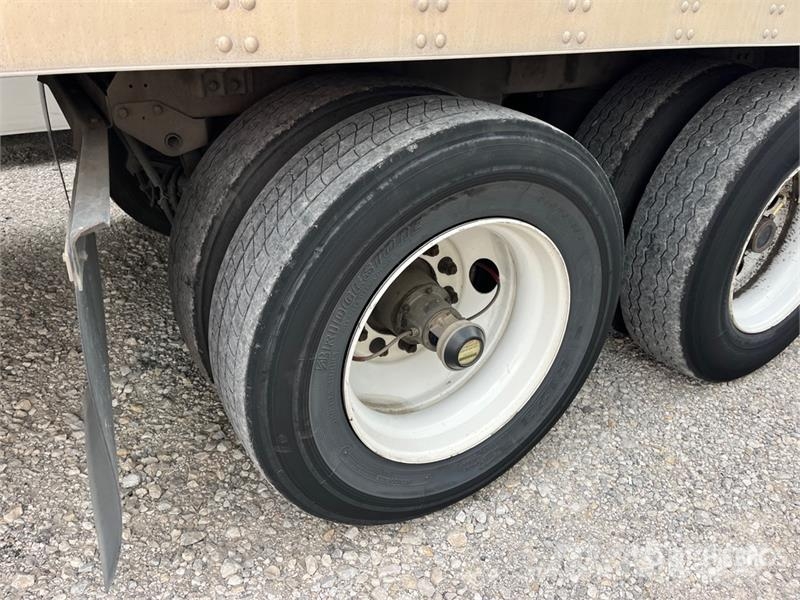 Utility VS2DX Box Trailers