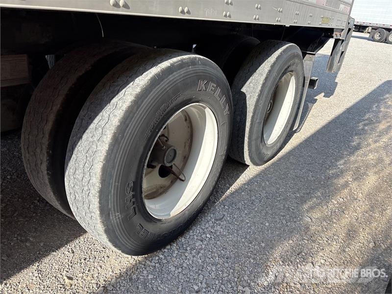 Utility VS2DX Box Trailers