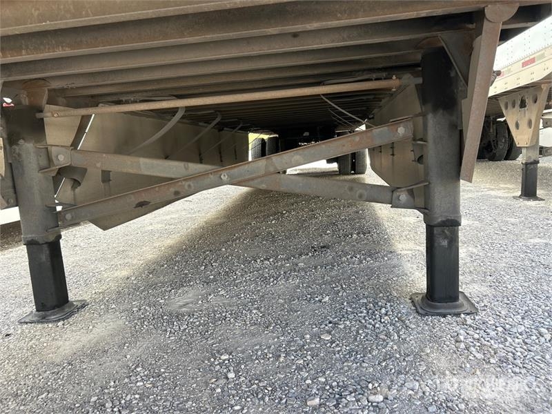 Utility VS2DX Box Trailers