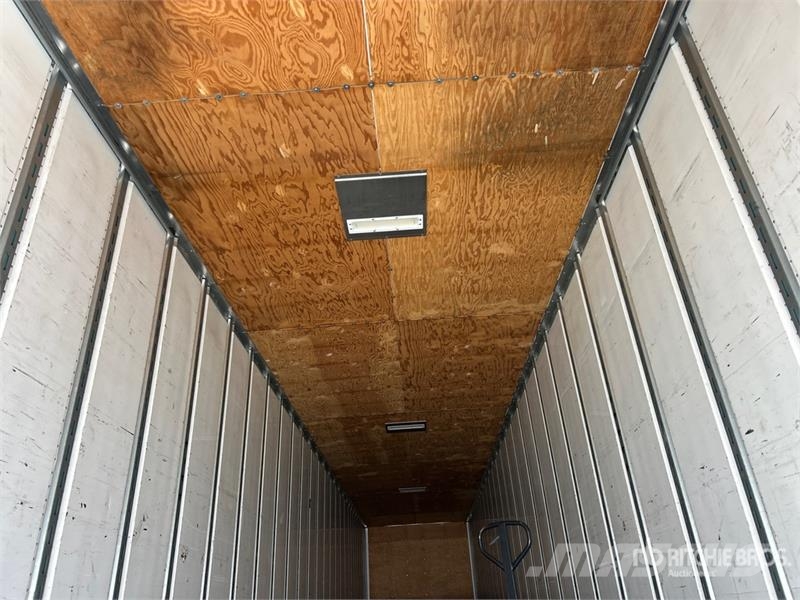 Utility VS2DX Box Trailers