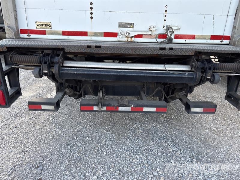 Utility VS2RA 36 ft x 102 in T/A Van Trailer 箱體拖車