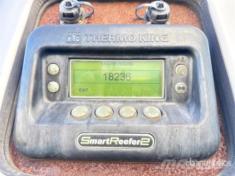 Utility VS2RA 48 ft x 102 in T/A Multi -Temp Refrigerated Piekabes ar temperatūras kontroli