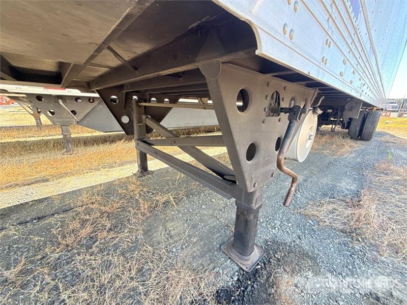 Utility VS2RA 51 ft T/A Refrigerated Trailer Piekabes ar temperatūras kontroli