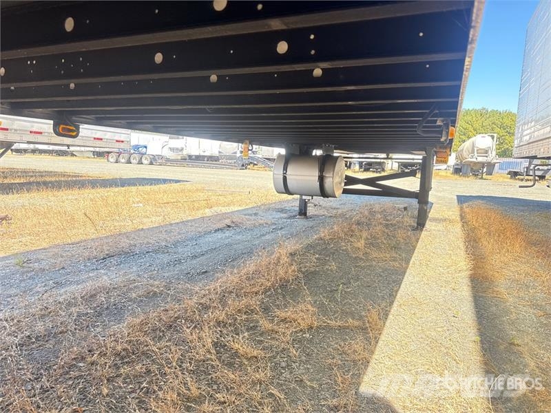 Utility VS2RA 51 ft T/A Refrigerated Trailer Piekabes ar temperatūras kontroli