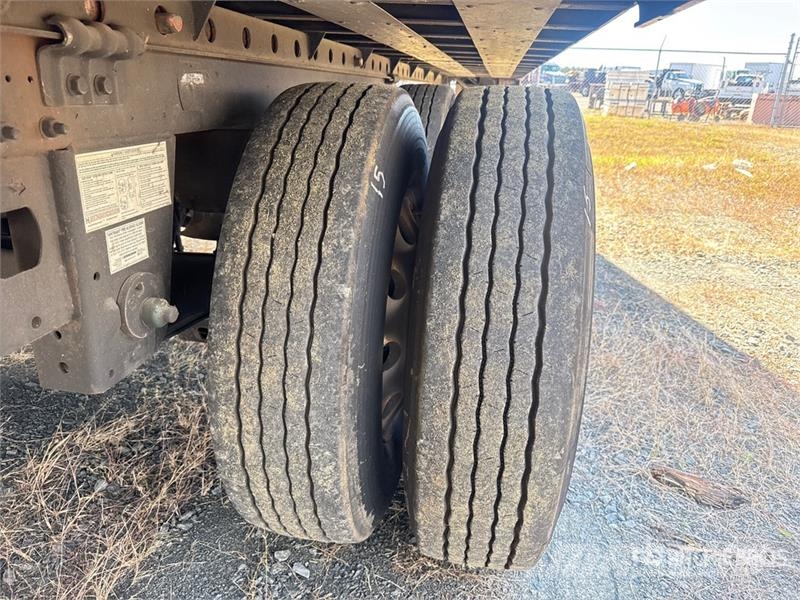 Utility VS2RA 51 ft T/A Refrigerated Trailer Piekabes ar temperatūras kontroli