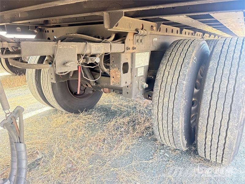 Utility VS2RA 51 ft T/A Refrigerated Trailer Piekabes ar temperatūras kontroli