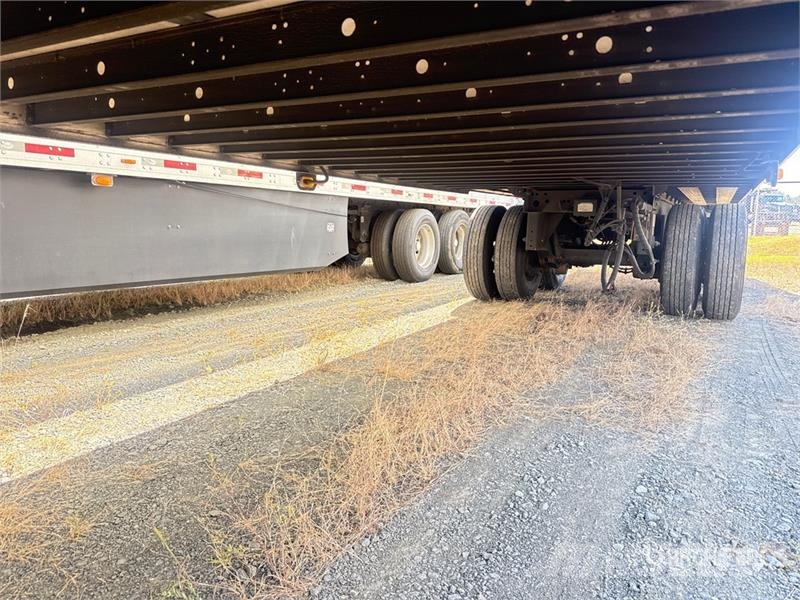 Utility VS2RA 51 ft x 96 in T/A Refrigerated Trailer Külmikpoolhaagised