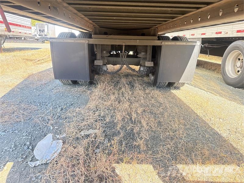 Utility VS2RA 51 ft x 96 in T/A Refrigerated Trailer Külmikpoolhaagised