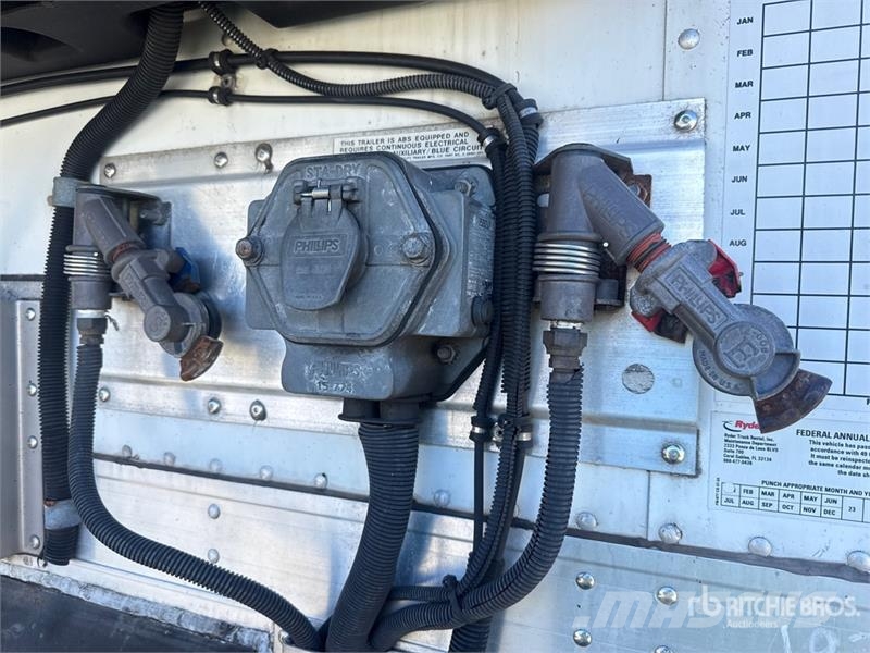 Utility VS2RA 51 ft x 96 in T/A Refrigerated Trailer Külmikpoolhaagised