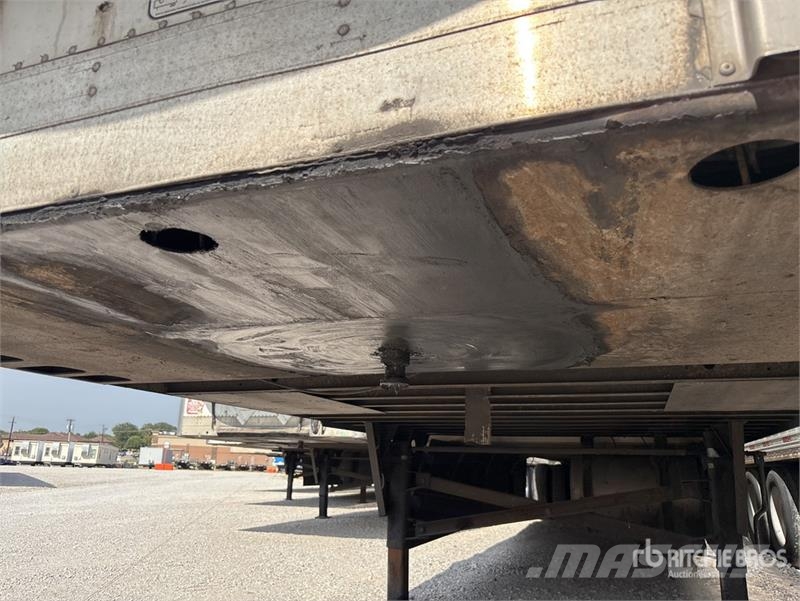 Utility VS2RA 53 ft T/A Refrigerated Trailer Piekabes ar temperatūras kontroli