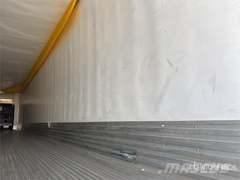 Utility VS2RA 53 ft T/A Refrigerated Trailer Piekabes ar temperatūras kontroli