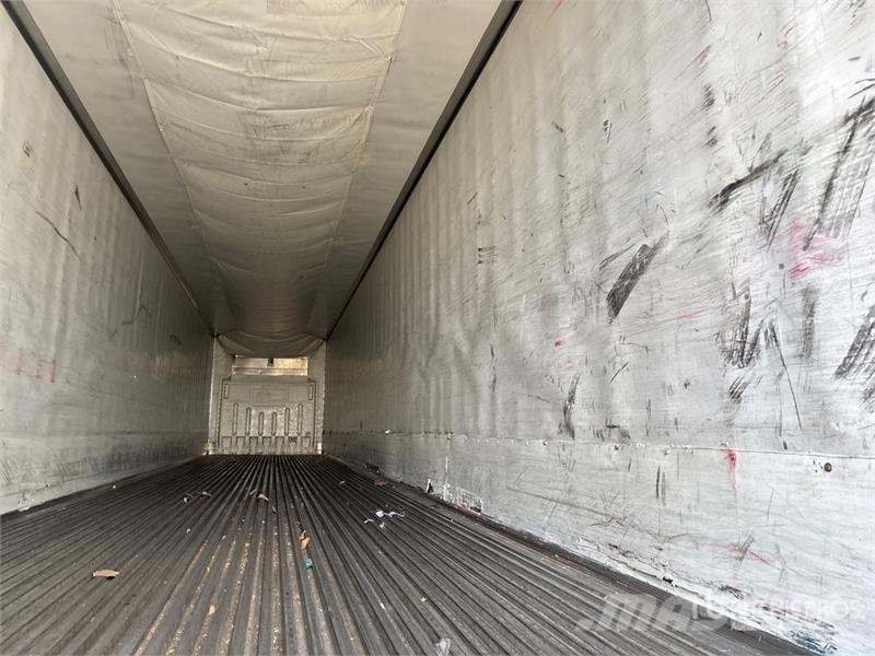 Utility VS2RA 53 ft T/A Refrigerated Trailer Piekabes ar temperatūras kontroli