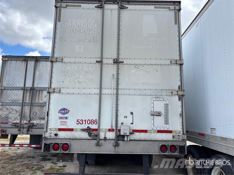 Utility VS2RA 53 ft T/A Refrigerated Trailer Piekabes ar temperatūras kontroli