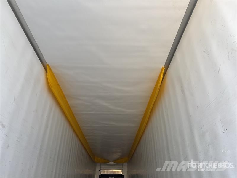 Utility VS2RA 53 ft T/A Refrigerated Trailer Piekabes ar temperatūras kontroli