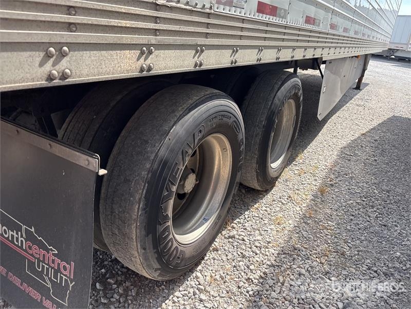 Utility VS2RA 53 ft T/A Refrigerated Trailer Piekabes ar temperatūras kontroli