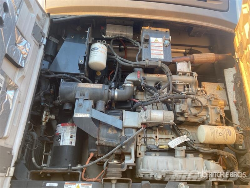 Utility VS2RA 53 ft x 102 in T/A Refrigerated Trailer 控溫式半拖車