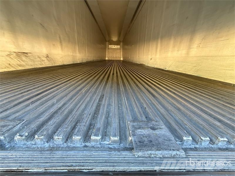 Utility VS2RA 53 ft x 102 in T/A Refrigerated Trailer Piekabes ar temperatūras kontroli