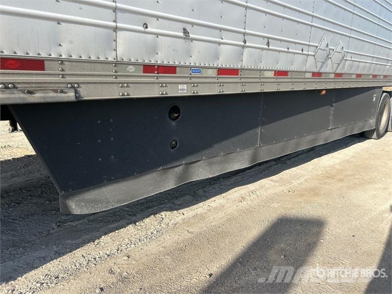 Utility VS2RA 53 ft x 102 in T/A Refrigerated Trailer 控溫式半拖車