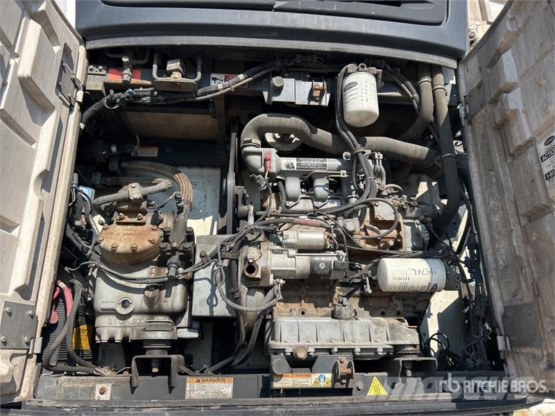 Utility VS2RA 53 ft x 102 in T/A Refrigerated Trailer Puspriekabės su izoterminiu kėbulu