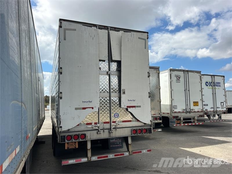 Utility VS2RA 53 ft x 102 in T/A Refrigerated Trailer Piekabes ar temperatūras kontroli