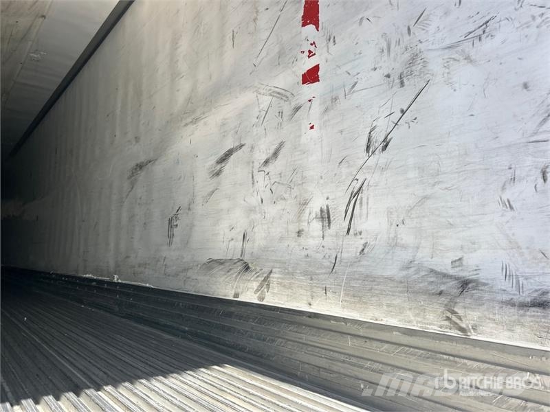 Utility VS2RA 53 ft x 102 in T/A Refrigerated Trailer Frysetrailer Semi
