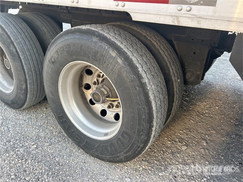 Utility VS2RA 53 ft x 102 in T/A Refrigerated Trailer Температурно-контролирани полуремаркета
