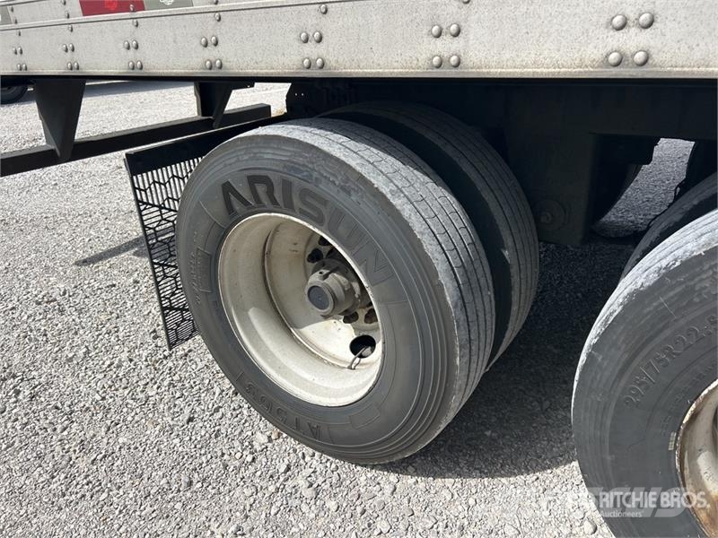 Utility VS2RA 53 ft x 102 in T/A Refrigerated Trailer Temperature controlled semi-trailers