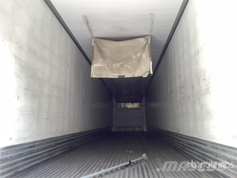 Utility VS2RA 53 ft x 102 in T/A Refrigerated Trailer Piekabes ar temperatūras kontroli