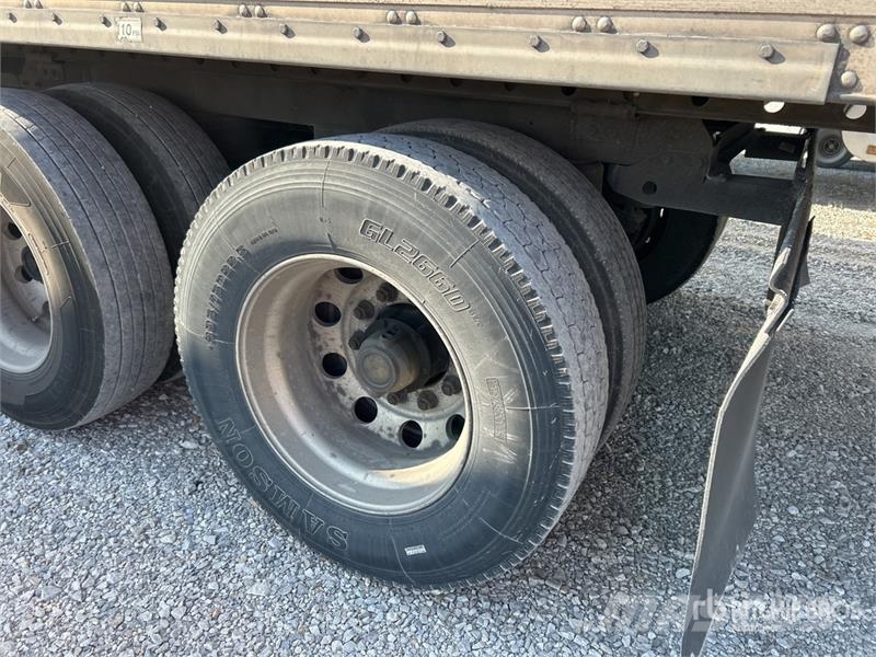 Utility VS2RA 53 ft x 102 in T/A Refrigerated Trailer Puspriekabės su izoterminiu kėbulu