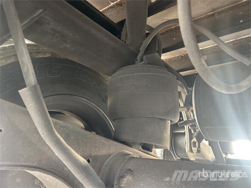 Utility VS2RA 53 ft x 102 in T/A Refrigerated Trailer Температурно-контролирани полуремаркета
