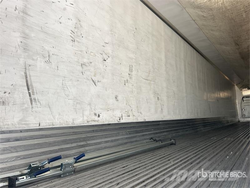 Utility VS2RA 53 ft x 102 in T/A Refrigerated Trailer Puspriekabės su izoterminiu kėbulu