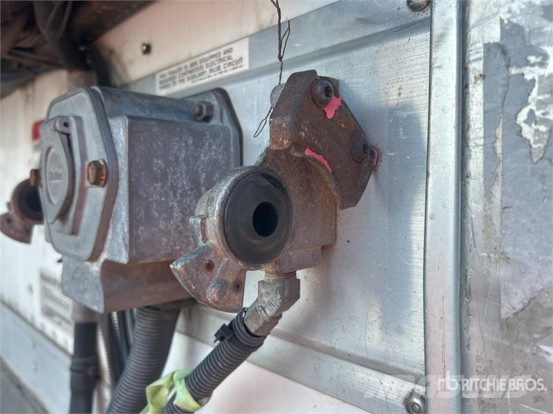 Utility VS2RA 53 ft x 102 in T/A Refrigerated Trailer Температурно-контролирани полуремаркета
