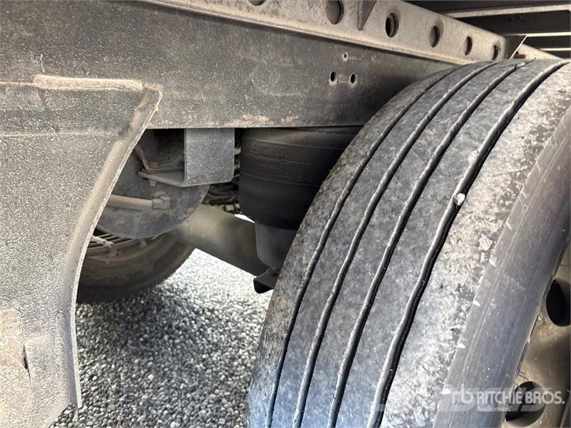 Utility VS2RA 53 ft x 102 in T/A Refrigerated Trailer 保温半挂车