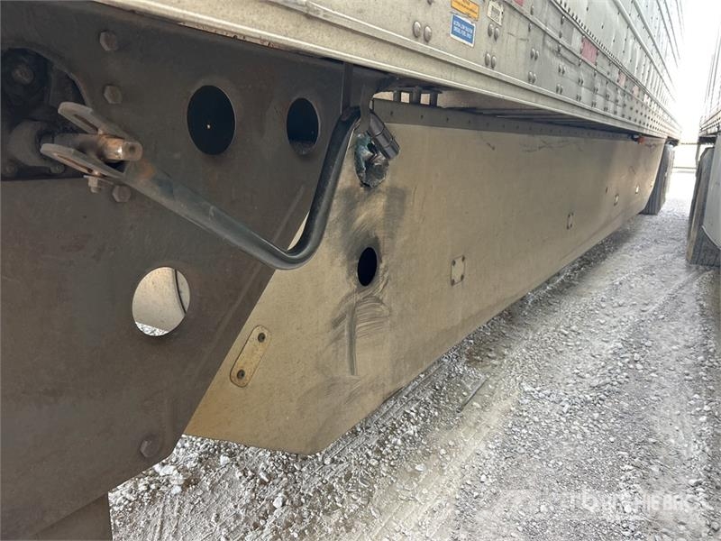 Utility VS2RA 53 ft x 102 in T/A Refrigerated Trailer Temperature controlled semi-trailers