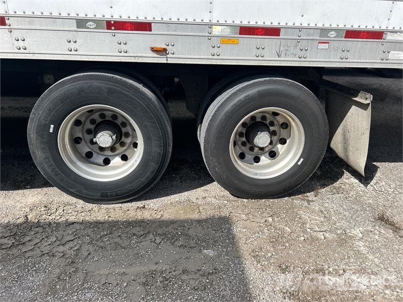 Utility VS2RA 53 ft x 102 in T/A Refrigerated Trailer Semi Reboques Isotérmicos