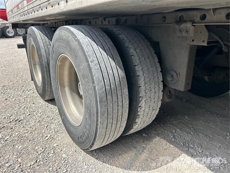 Utility VS2RA 53 ft x 102 in T/A Refrigerated Trailer Temperature controlled semi-trailers