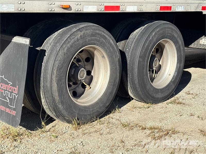 Utility VS2RA 53 ft x 102 in T/A Refrigerated Trailer Piekabes ar temperatūras kontroli