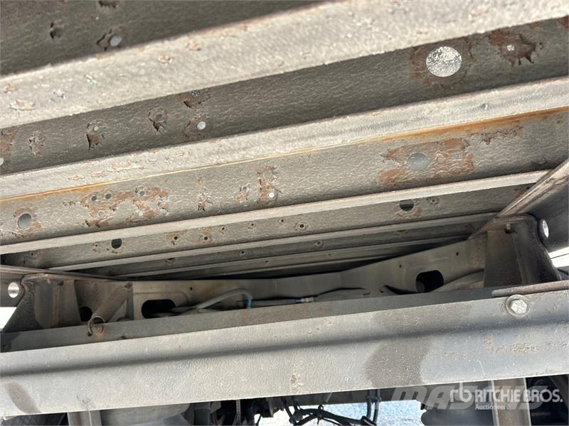 Utility VS2RA 53 ft x 102 in T/A Refrigerated Trailer 控溫式半拖車