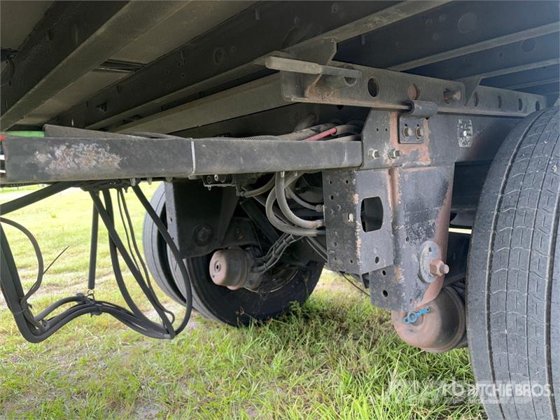 Utility VS2RA 53 ft x 102 in T/A Refrigerated Trailer Temperature controlled semi-trailers