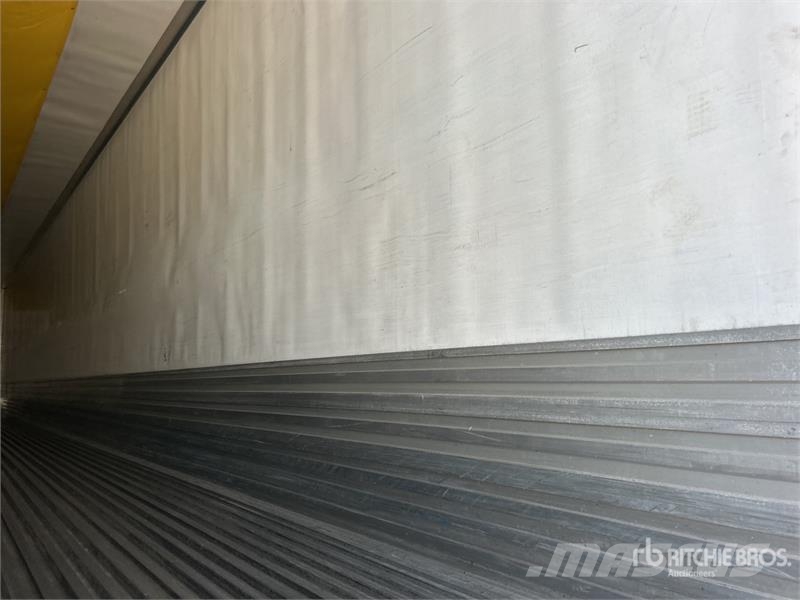 Utility VS2RA 53 ft x 102 in T/A Refrigerated Trailer Температурно-контролирани полуремаркета
