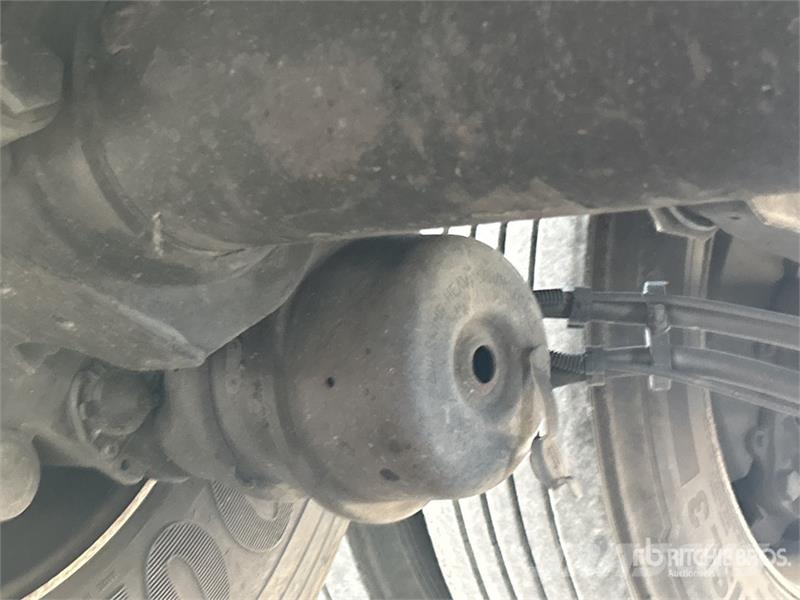 Utility VS2RA 53 ft x 102 in T/A Refrigerated Trailer Температурно-контролирани полуремаркета
