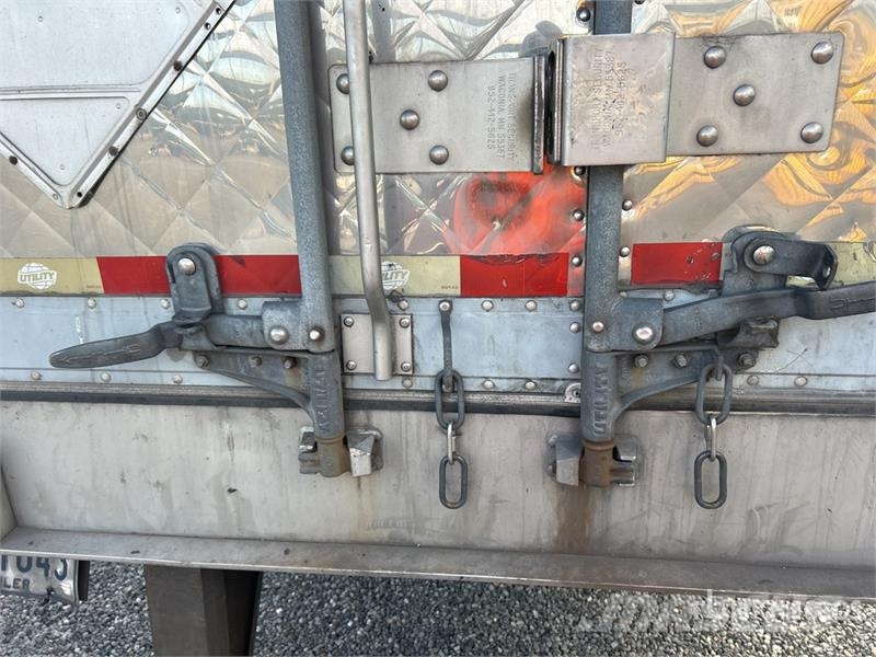 Utility VS2RA 53 ft x 102 in T/A Refrigerated Trailer Puspriekabės su izoterminiu kėbulu