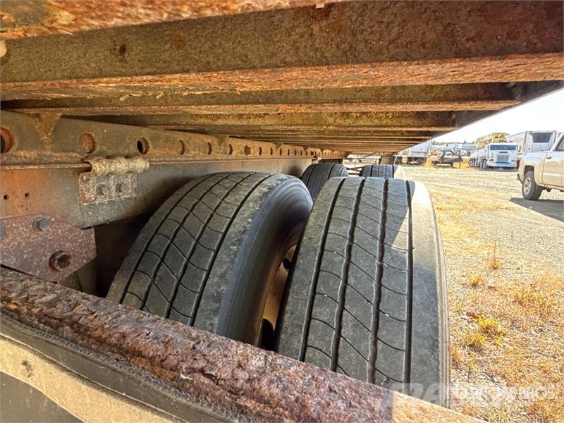 Utility VS2RA 53 ft x 102 in T/A Refrigerated Trailer Semi remorque frigorifique