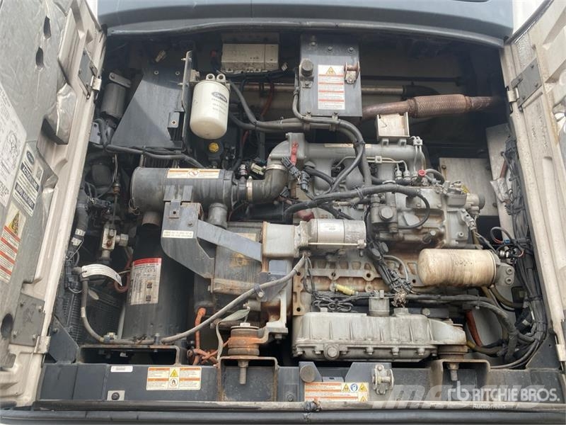 Utility VS2RA 53 ft x 102 in T/A Refrigerated Trailer Piekabes ar temperatūras kontroli