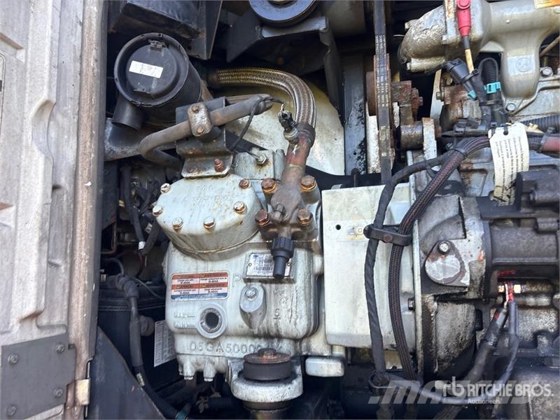 Utility VS2RA 53 ft x 102 in T/A Refrigerated Trailer Piekabes ar temperatūras kontroli