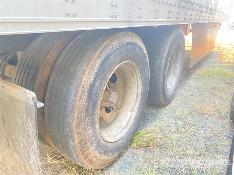 Utility VS2RA 53 ft x 102 in T/A Refrigerated Trailer 控溫式半拖車