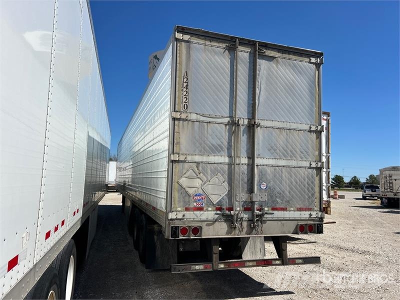 Utility VS2RA 53 ft x 102 in T/A Refrigerated Trailer Temperature controlled semi-trailers